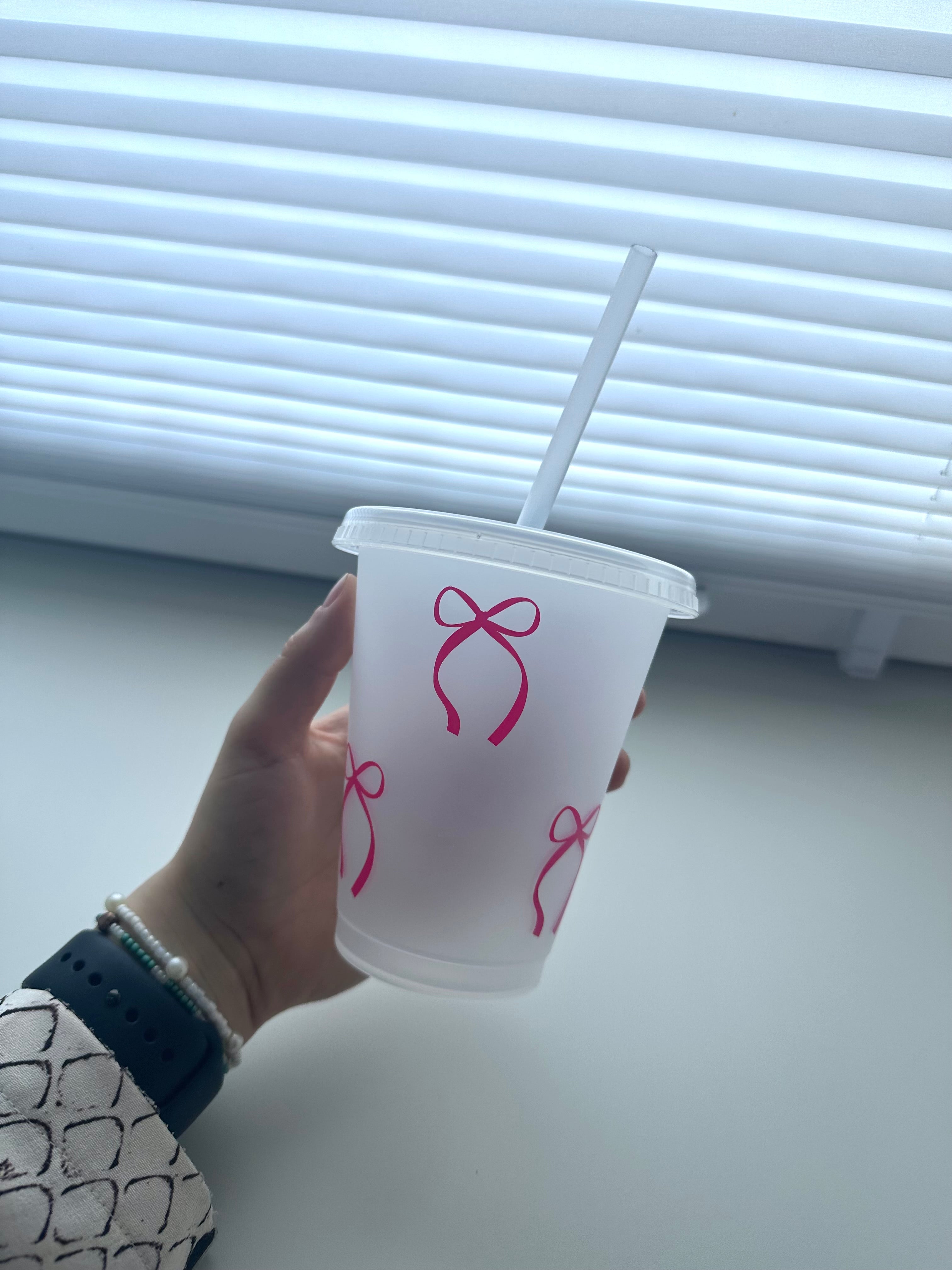 Trinkbecher mit Aufschrift