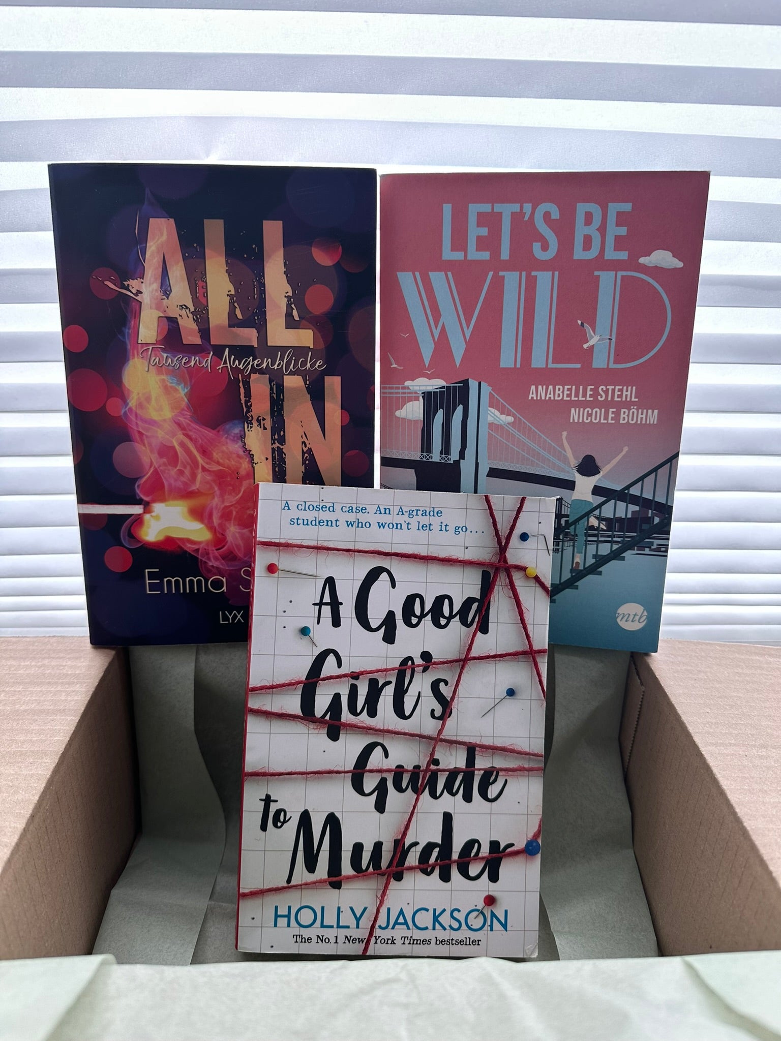 Überraschungsbuchbox - Retterbox